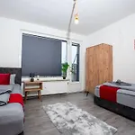 Livemore24 - Space In Duisburg 24-7 Check-In