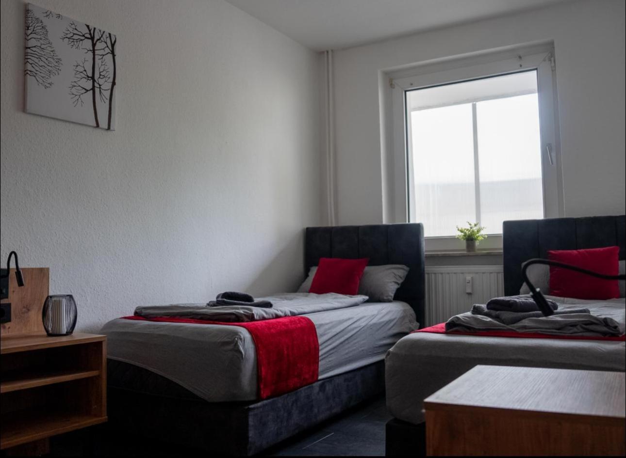 Apartment Livemore24 - Space In 24-7 Check-in Duisburg